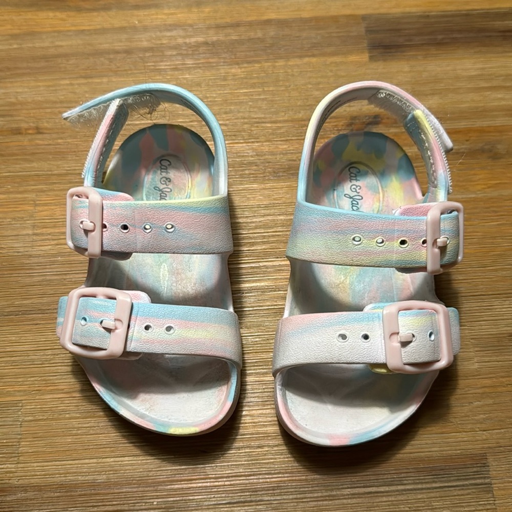 Cat & Jack Toddler Girl Foam Sandals - Size 5